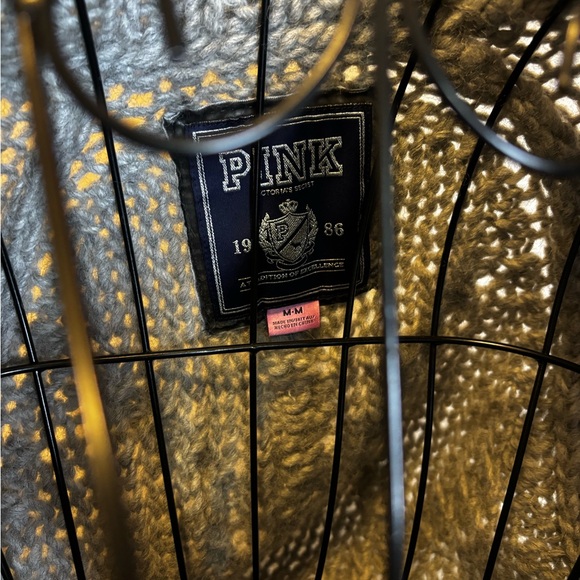 PINK Victoria's Secret Gray Cable Knit Sweater - Picture 5 of 5